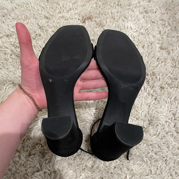 Black suede block heel - Picture 3 of 4